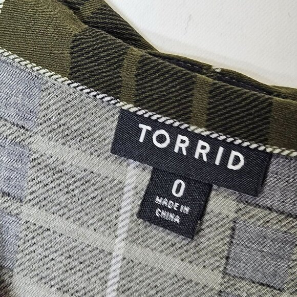 Torrid Womens Plaid Button-Down Long Shirt Dress Green Black Size 0 Holiday - Picture 2 of 10